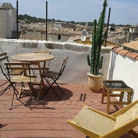 Appartement Avec Terrasse Panoramique Au Coeur De Nîmes Exteriér fotografie